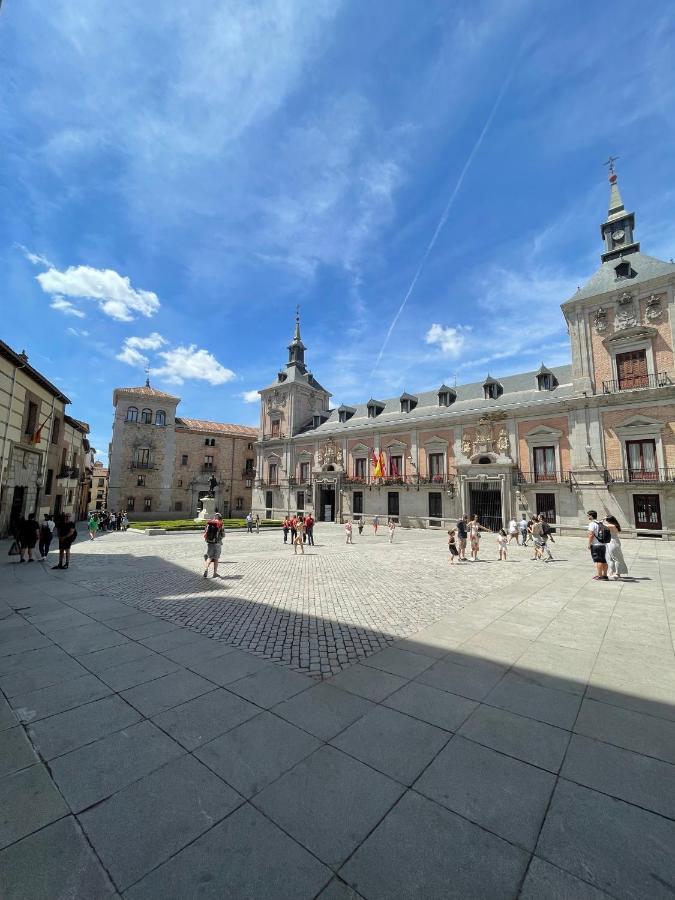 Big Apartment In Plaza Mayor In Madrid Spain Exteriör bild